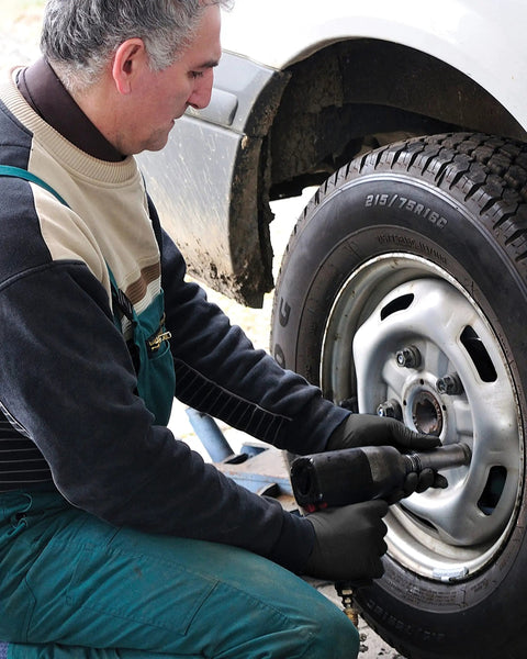 Mechanic wearing Heavy Duty 6 Mil Nitrile Gloves Powder Free Disposable Exam and Work Gloves for Mechanic Cleaning Tattoo Medical