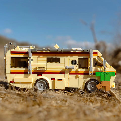 Side view of Breaking Bad RV Building Kit 477 Piece Dope Model Of Walter White Rolling Camper Van With Secret Lab Interior