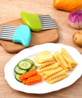XLIUAX 2-pack crinkle cutters with blue/teal handles and stainless blades, shown with cucumber slices and crinkle fries.