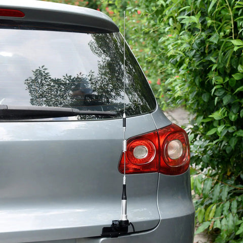 Vehicle Mobile Ham Radio Antenna For VHF UHF 136-174MHz And 400-470MHz With Lip Mount Bracket on car trunk