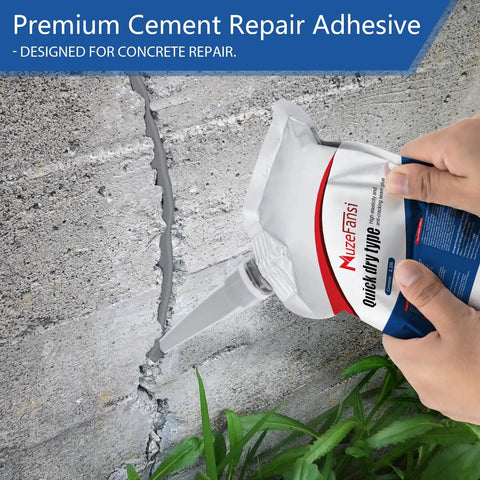 Applying Cement Crack Sealant For Concrete, Quick-Drying Waterproof Repair Sealant And Weather-Resistant Caulking Glue on wall crack.