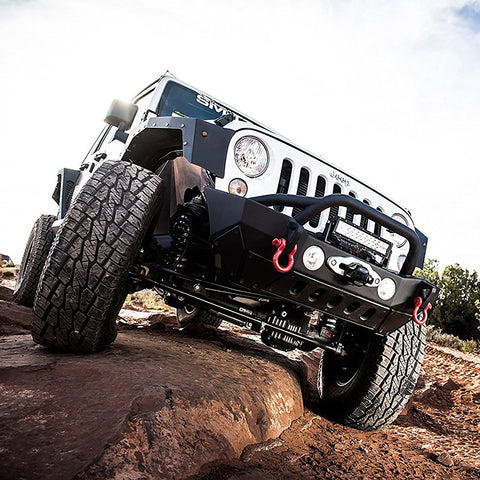 Off-road vehicle equipped with AWS Aluminum Winch Shackle For Safer, Stronger Off Road Recovery Up To 20,000 Lbs Fits Synthetic Rope
