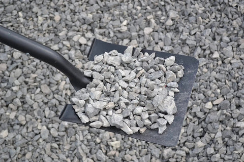 Square Point Shovel Tough As Nails With 14 Gauge Heavy Duty Steel Blade And Long Fiberglass Handle lifting gravel