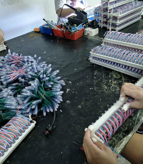 Construction process of RGB Dream Color Changing Addressable LED Pixel String Lights 12V DC 500 Pieces Waterproof IP67
