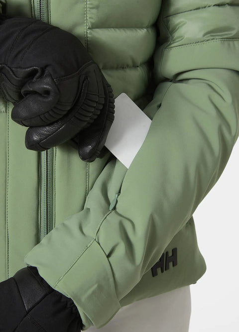 Close-up of pocket on Womens Slick Waterproof Insulated Ski Jacket With H2Flow Tech LIFE Pocket Ski Free PrimaLoft