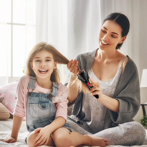Woman using Automatic Hair Braider Machine For Easy DIY Braids And Twists Dope Battery Operated Dreadlock Braid Maker on young girl's hair