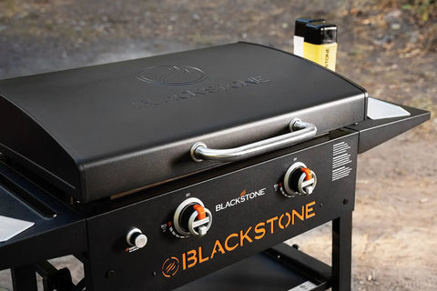 28 Inch Griddle With Protective Hood And Counter Height Side Shelves In Powder Coated Steel For Outdoor Grilling, 524 Square Inches Of Cooking Space
