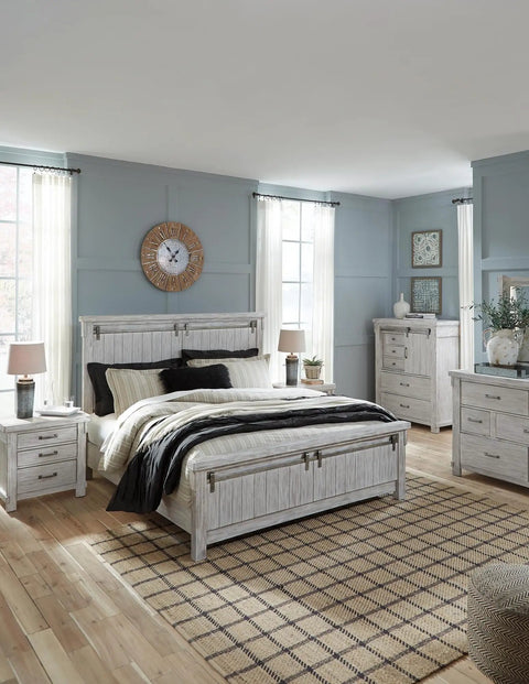 Bedroom with Modern Table Lamp Set, 2 Pack With Galvanized Metal Base And Ombre Fabric Shade, Dark Gray Finish on nightstands.