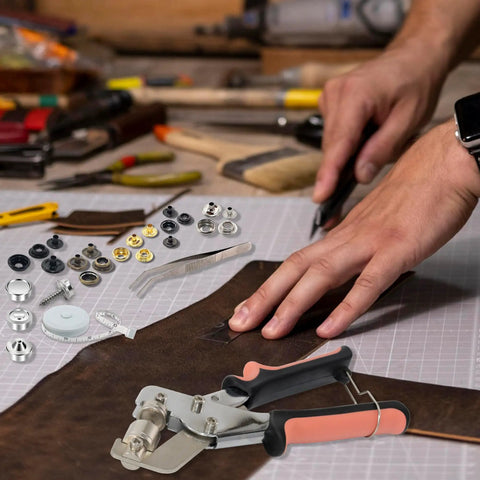 Hands using Canvas Snap Kit With 405 Pcs Boat Cover Snaps, 15mm Marine Stainless Fasteners, Snap Tool Pliers on fabric.