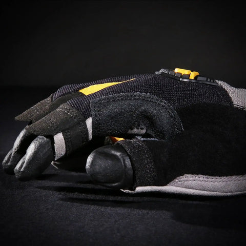 Close-up of Framer Carpenter Work Gloves With Open Finger Dexterity And Performance Fit Grip Ready Durable Reinforced Palm And Duraclad Saddle