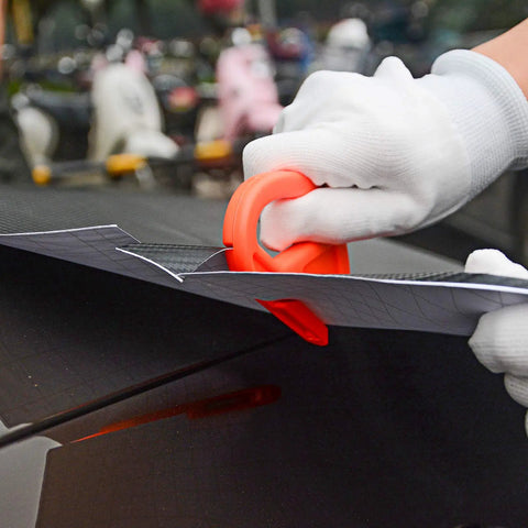 Using Zippy Vinyl Cutter from Vinyl Wrap Tool Kit For Car Wrapping And Window Tinting With 4 Inch Felt Squeegee Retractable 9mm Utility Knife