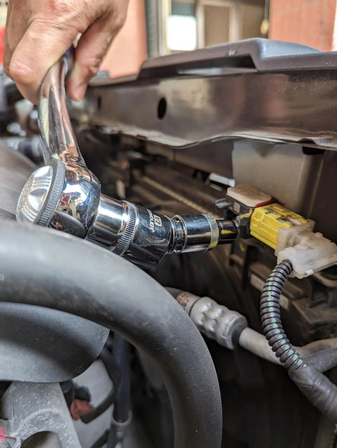 Two Stage Swivel Magnetic Socket Extensions For One Quarter, Three Eighths And One Half Inch Drives With Fixed And Pivot Modes, Replaces Two Tools, Built For Tight Spots And Easy Access In Confined Areas. chrome socket extension on car wiring