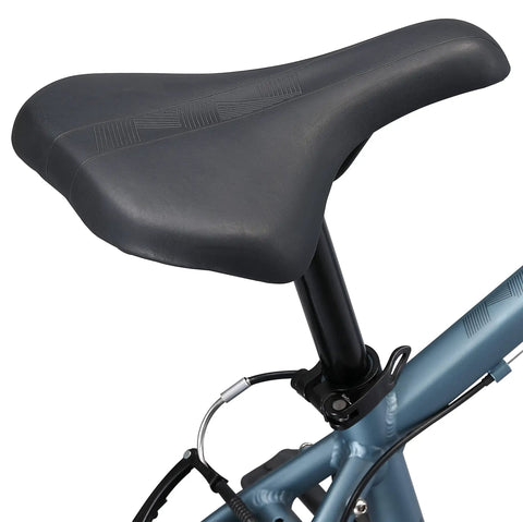 Seat and frame of the Hybrid Adventure Bike For Adults, 21 Speed 700c Aluminum Frame With Suspension Fork, comfortable daily ride.