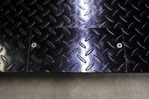 Close-up of Heavy Duty Industrial Floor Scale platform with black diamond plate design for 40 X 40 Inch weighing surface.