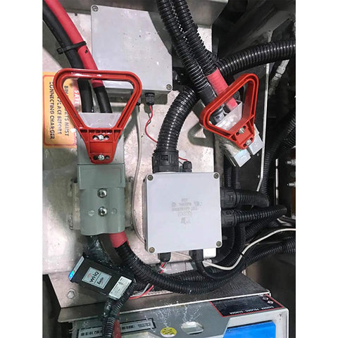 Heavy Duty 175A 600V Battery Connector Quick Disconnect For AWG 1/0 To 2 Gauge installed with wiring