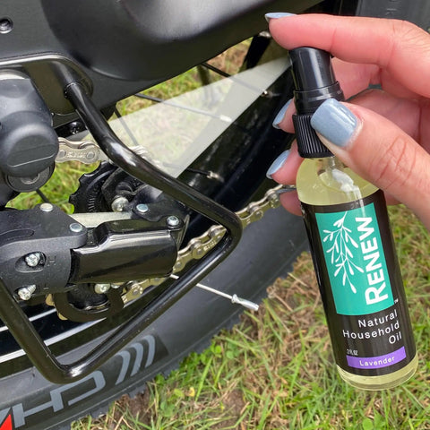 Renew Natural Household Oil Unscented All Purpose Lubricant Spray for Doors Hinges and Locks eco conscious, near bike chain.