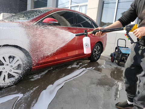 High Power Pressure Washer Gun With Adjustable Pressure cleaning red car with foam, showcasing 5 Nozzle Tips and 5000 PSI performance