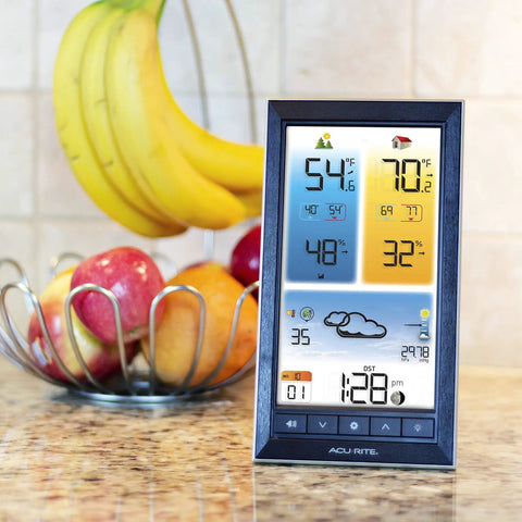 Vertical Full Color Display Home Weather Station With Wireless Outdoor Thermometer for real-time indoor and outdoor readings