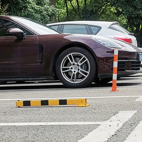 Heavy Duty Steel Bollard For Driveways And Parking Lots with cars; high visibility yellow barrier pole for traffic control