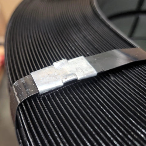 Open strapping seals for five eighths inch straps, snap on, beefy heavy duty galvanized steel, high strength carbonized seals, box of 1000