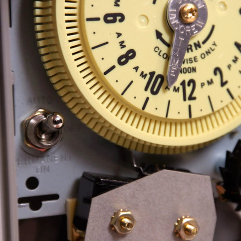 Close-up of dial on Mechanical Irrigation Timer Switch For 125V Systems With Rain Sensor Enabled 14 Day Skipper 1 To 60 On Operations Per Day