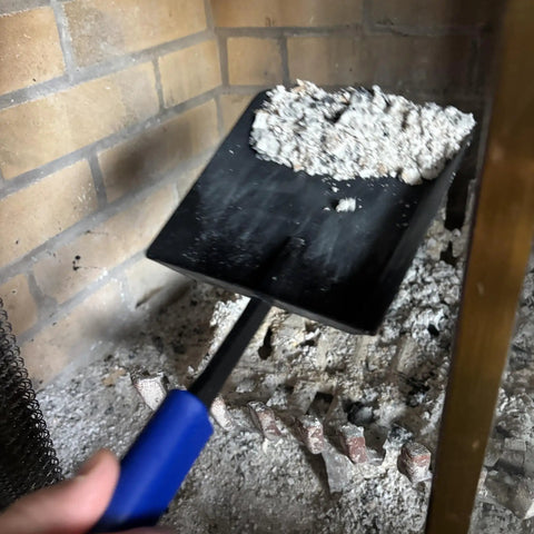 15 Inch Fireplace Ash Shovel With Wider Head For Quick Cleanup Heavy Duty Manganese Steel Scoop in fireplace with ash