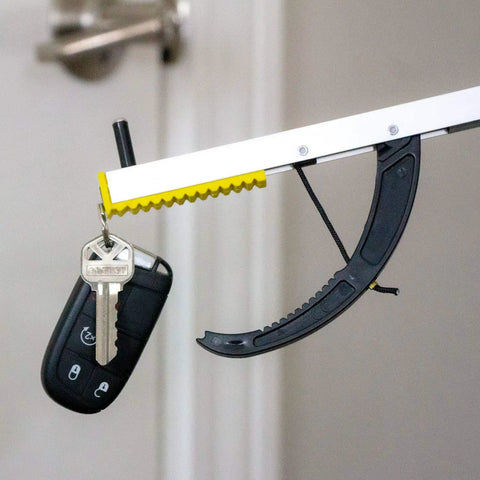 Two Pack 32 Inch Reacher Grabber Pickup Tool For Seniors And Recovery, Super Handy Easy Reach Claw Grabbing Aid, Non Folding Trash Grabber With Magnetic Claw, Perfect For After Surgery And Limited Mobility