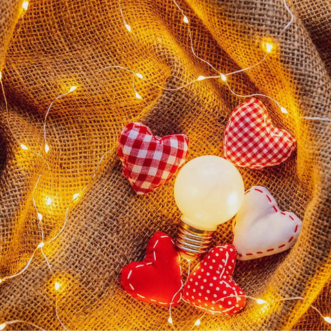 Plug In Fairy Lights 33ft 100 LED Twinkle String Lights With Remote Timer 8 Modes on burlap with decorative hearts