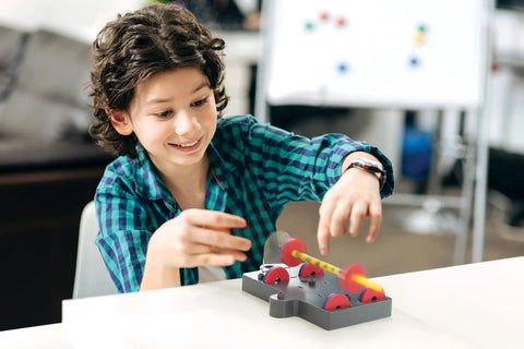 Child using Magnetic Levitation Science Kit for Kids and Teens Cool Hands On Stem Toy Learn Maglev Physics Float a Pencil and Levitating Screw Educational Gift