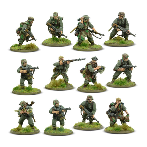 World War II 28mm Tabletop Battle Game Starter Set with 12 German Grenadiers miniatures on grassy bases