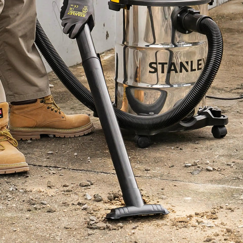 8 Gallon Wet Dry Vacuum With 4 HP Peak Motor, Heavy Duty Shop Vac cleaning concrete with attachment, visible blower function and oversized drain