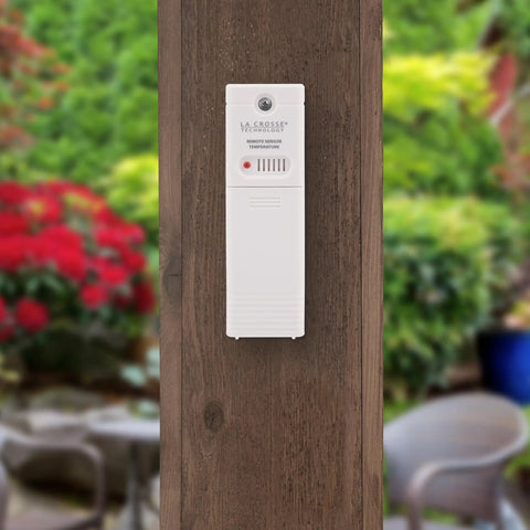 Battery Operated Wireless Digital Thermometer For Indoor Outdoor Temperature With 24 Hour High Low Records No Backlight Monochrome Display Hassle Free Setup 12 24 Hour Time Mode Signal Strength And Low Battery Alerts Built For Everyday Home Use mounted on wood post