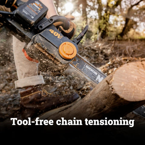Using Nitro 40V 16 Inch Cordless Brushless Chainsaw With 4.0Ah Battery Tool Only WG385.9 cutting log with tool-free tension