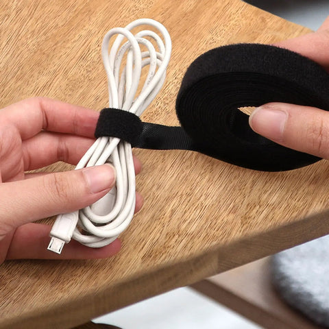 Heavy Duty Reusable Cable Management Straps White Tearable Cord Organizer Tie For Computer Speaker Guitar Wires snagging white cables neatly.
