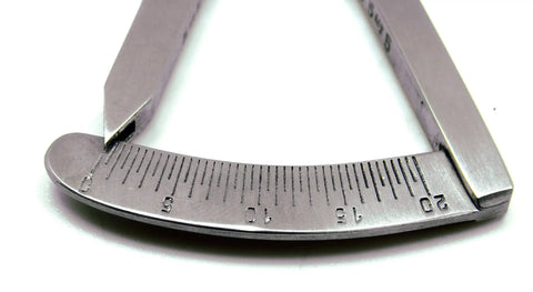 Castroviejo Straight Caliper 0-20mm Surgical Caliper 3.25 Inch Stainless Steel Pro Grade Dental Measuring Tool For Precision Procedures ISO 9001 CE FDA Certified High Polish Finish, close-up scale