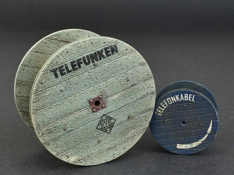 1 35 Scale Cable Spool Model Kit With Decals, Unpainted Plastic Assembly For Dioramas And Scale Builds, close-up view