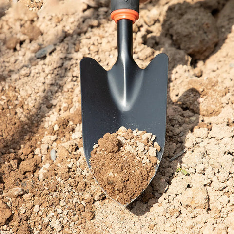 Heavy Duty Garden Trowel With Ergonomic Non Slip Grip Rust Resistant Finish For Planting Transplanting Weeding And Smoothing Soil A Handy Small Spade For Everyday Garden Tasks And A Solid Gift Idea digging in dirt