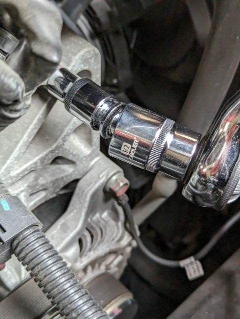 Two Stage Swivel Magnetic Socket Extensions For One Quarter, Three Eighths And One Half Inch Drives With Fixed And Pivot Modes, Replaces Two Tools, Built For Tight Spots And Easy Access In Confined Areas. 1/2-inch drive in engine bay