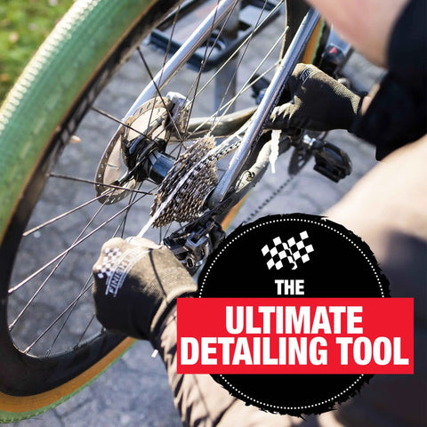Microfiber Cleaning Rope For Bikes used on bike chain cassette with star groove design for grease and dirt removal.