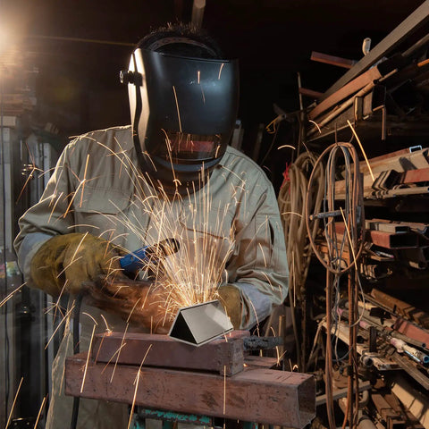 Welder using 36 Piece Aluminum Welding Plates Set For Practice 2 By 4 Inch Sheets 1/8 Inch Thick Flat Aluminum Metal Panels