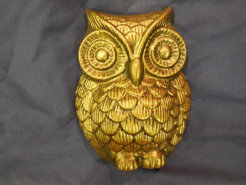5.5 Inch Tall Garden Owl Concrete Mold For DIY Cement Crafts And Outdoor Decor Build Your Own Stone Owl Statue With Easy To Use Polyethylene Plastic Mold