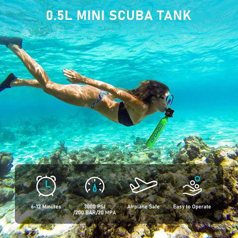 Diver using Portable 0.5L Mini Scuba Tank Kit With Dual Tanks And Pump, 3000 PSI Max, Reusable Diving Gear In Ocean