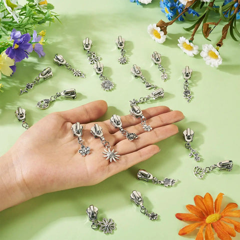Flower Metal Zipper Pull Replacement Sliders Set 20 Pcs Durable Alloy With Platinum Finish for bags, jackets, showing on hand and table