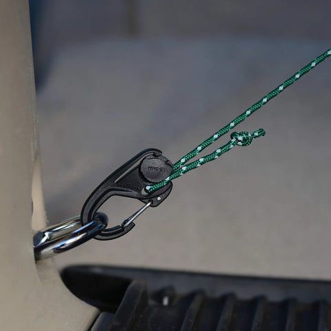CamJam Rope Tie Down Tightener With Carabiner Clip 2 Pack Knot Free Lightweight Cord Tightener for securing loads