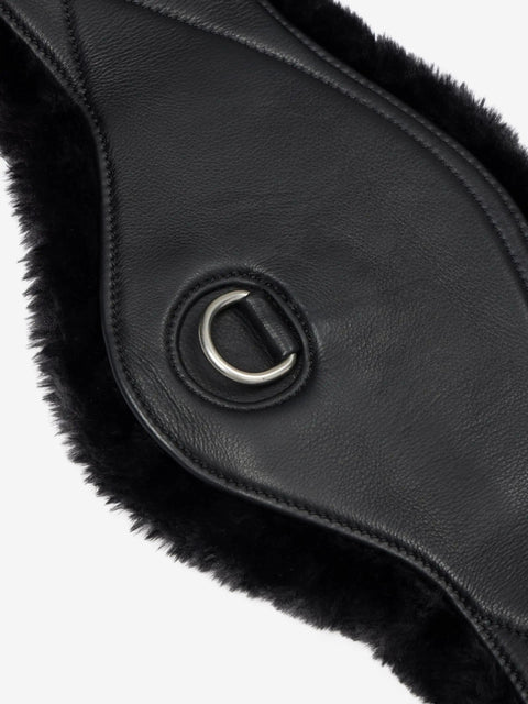 Contoured Girth With Ultra Soft Leather And Detachable Simuwool, Washable All Day Comfort Padding For Horse Skin, Cutaway Shape