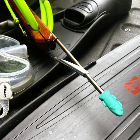 Spear Shaft Tip Protector Soft Safety Cap for 7 to 8 mm Spear Shafts and 9/32 to 5/16 Inch Tips, shown on a spear, teal color.