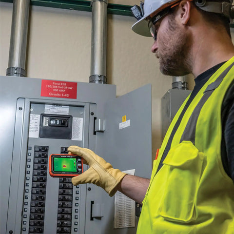 Technician using Rechargeable Pro Thermal Imaging Camera With Over 76800 Pixels For Clear Heat Spots on electrical panel