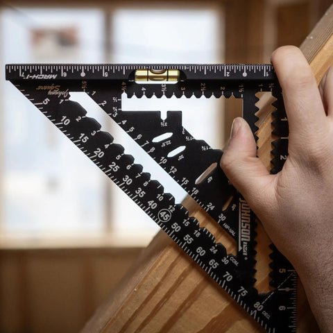 MACH-1 Smart Mark Rafter Square With Level Vial For Fast Accurate Layouts 7-1/4 Inch Johnny Square in use on wood beam
