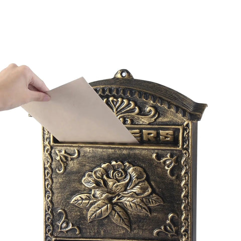 Person using Vintage Wall Mounted Mailbox With Lock Cast Aluminum Outdoor Letter Box Old School Retro Style For Home Postbox Villa