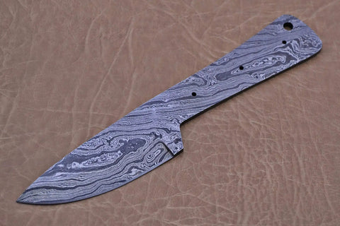 Damascus blade from Dope Damascus Skinning Knife Set Four Piece Hand Forged Full Tang Blades 7.5 8.5 And 9 Inch Long With 3 To 4 Inch